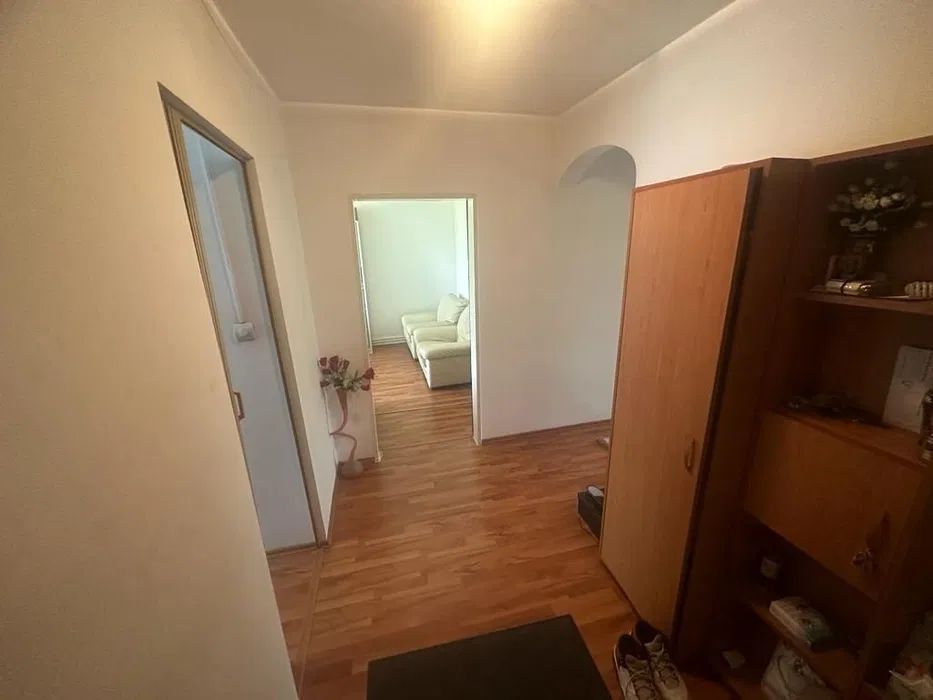 AP. 3 CAMERE - RAHOVA, CENTRALA PROPRIE, BUCATARIE INCHISA, PARCARE - Poză 3