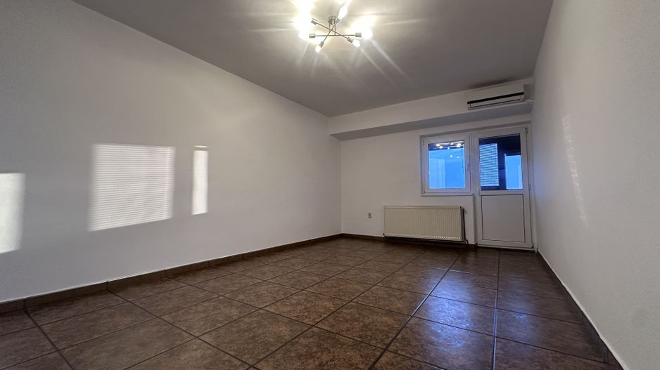 Vânzare apartament în inima Târgoviștei! - Poză 2