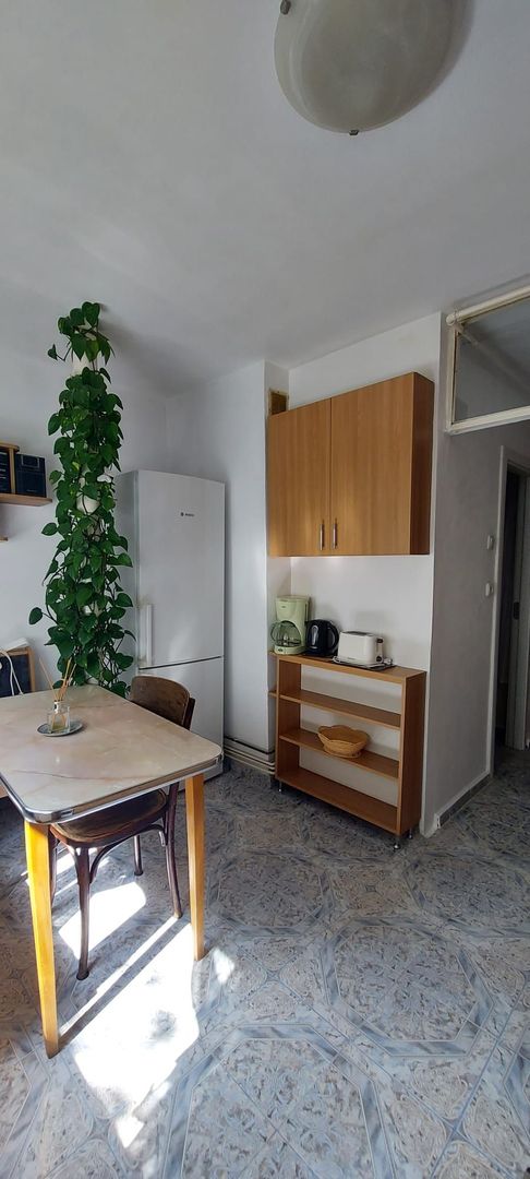 Parcul Trandafirilor, garsoniera in bloc de apartamente - Poză 6