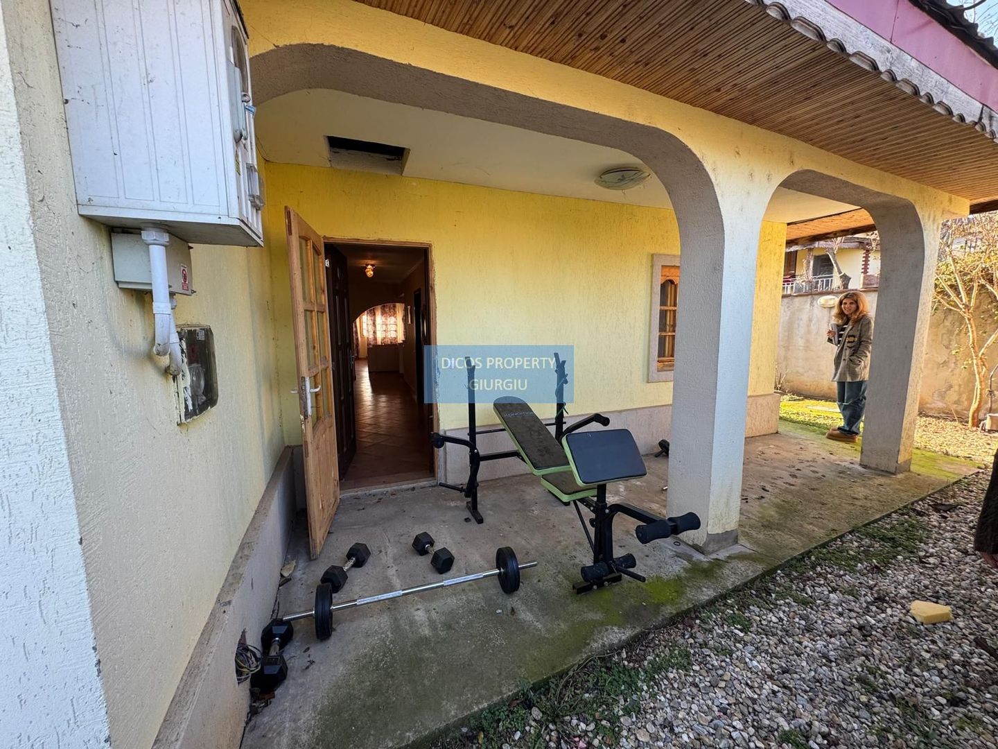 Proprietate de vânzare în Frătești, zona Biserica - Poză 2