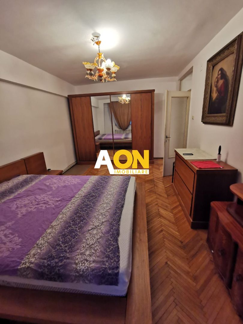Apartament cu 3 Camere, Etaj Intermediar, Zona Parc Cetate - Poză 2