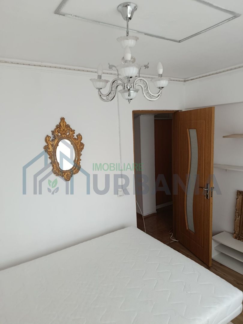 Apartament 3 camere de vânzare pe Bulevardul Independenței, Iași - Poză 1