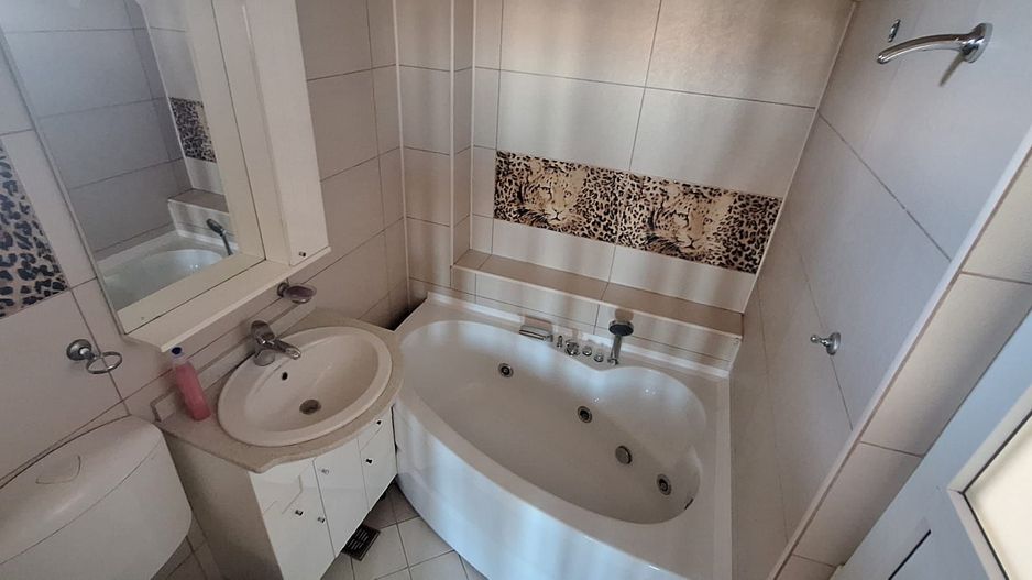 Apartament 3 camere plus tarasa Stradal P-ta Romana - Magheru - Poză 12