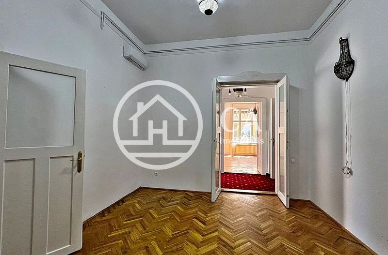 Casă de închiriat cu 3 camere în zona centrală,Oradea - Poză 9