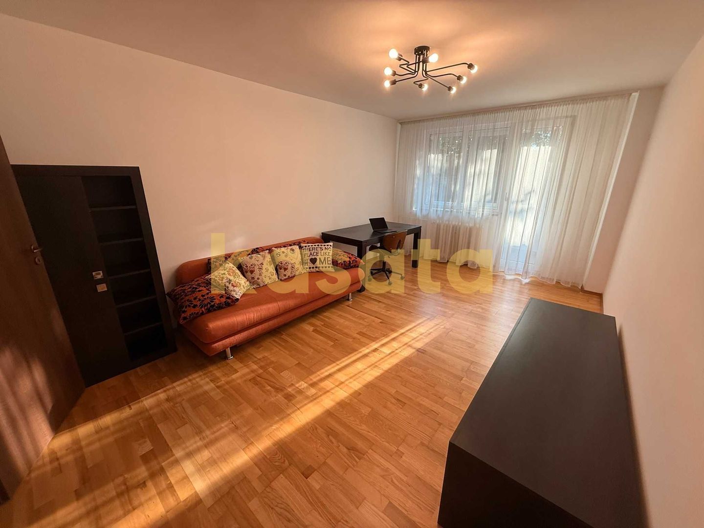 OPORTUNITATE | APARTAMENT 4 CAMERE | BANEASA | BLOC 1982 | 3 BALCOANE - Poză 1