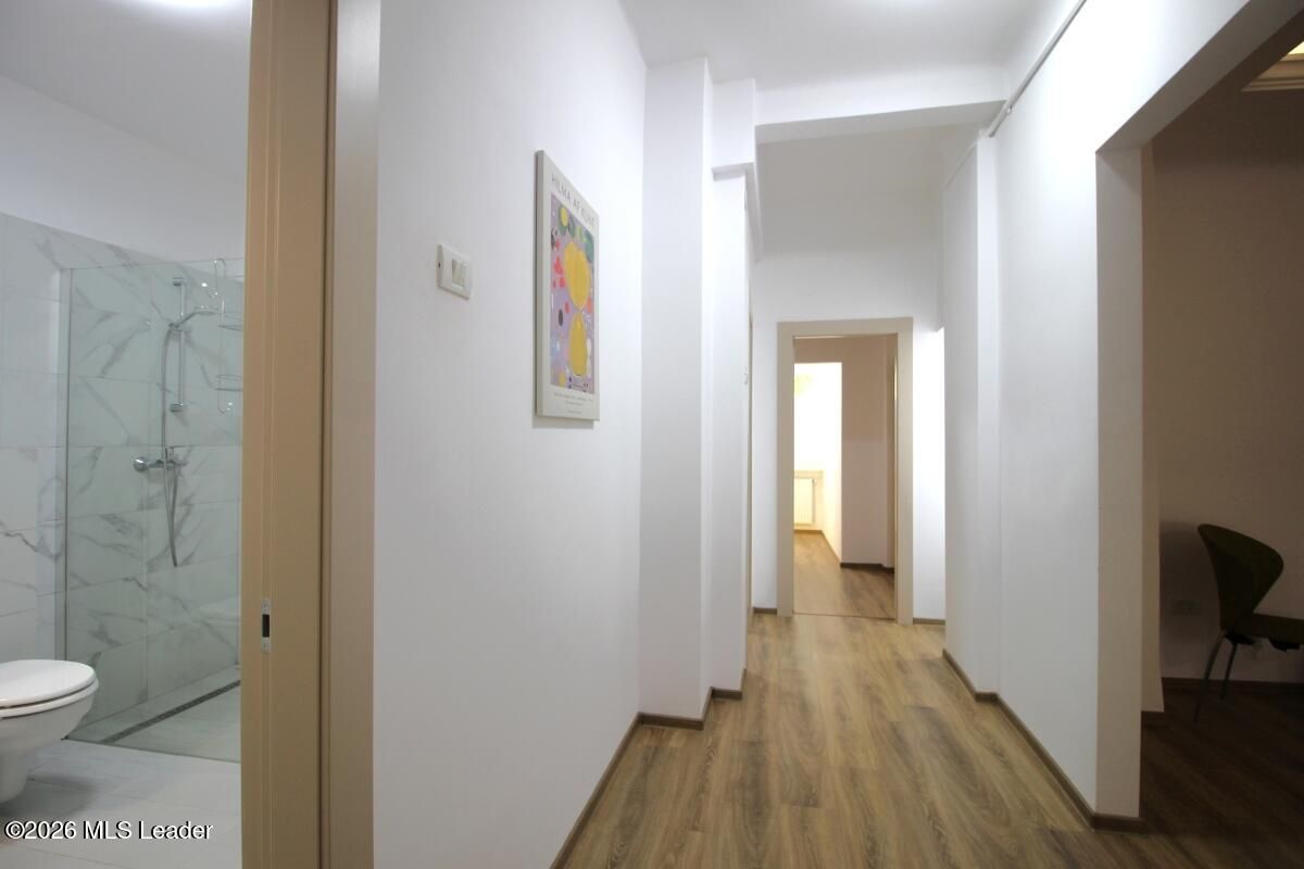 Piata Romana, 4 camere 138 MP total, Etaj 2/9, renovat - utilat, liber - Poză 12