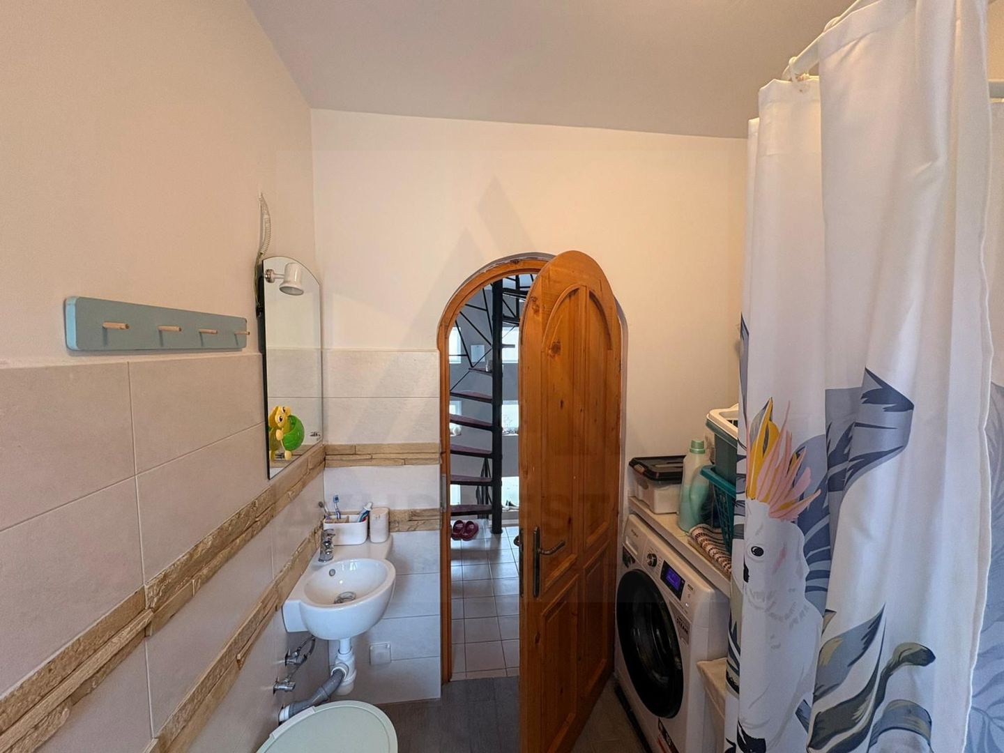 Casă modernă 140 mp utili 4 camere 2 bai si teren 490 mp in Șura Mica - Poză 11