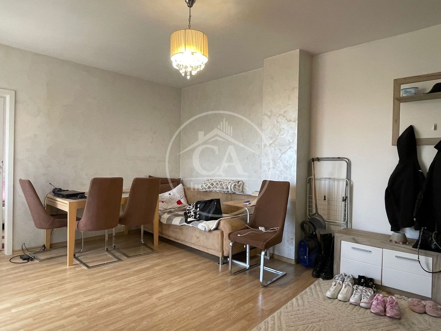Apartament cu 3 camere de închiriat în zona Nufărul, Oradea - Poză 2