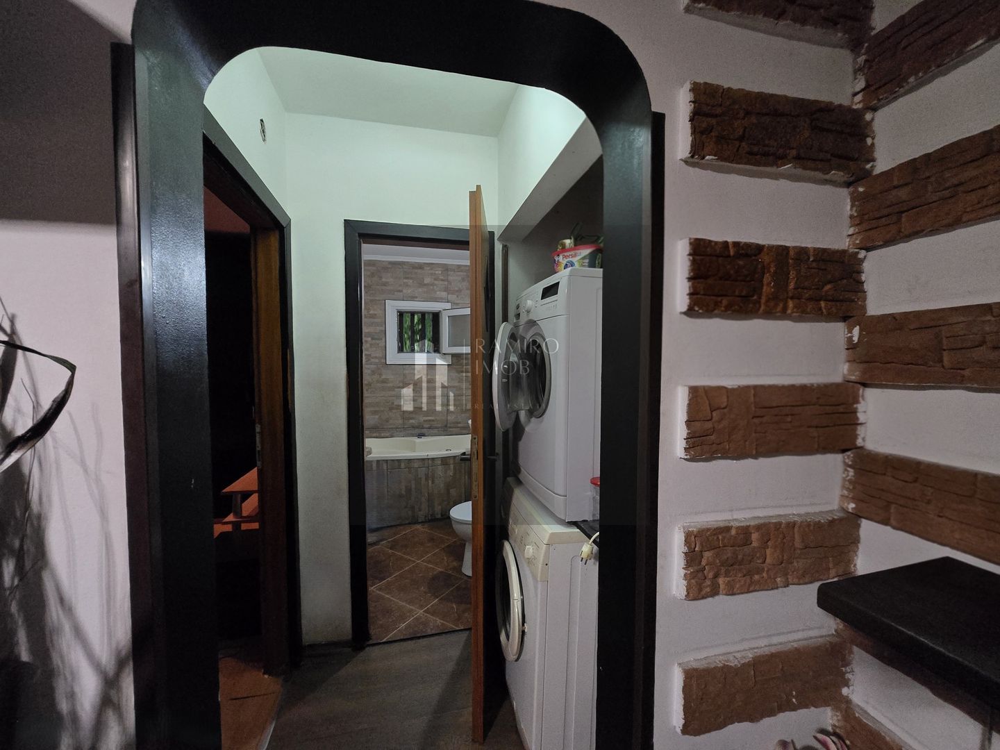 Ap 2 camere 55mp etaj 1 -balcon mare -Nitu Vasile -Big Berceni - Poză 4