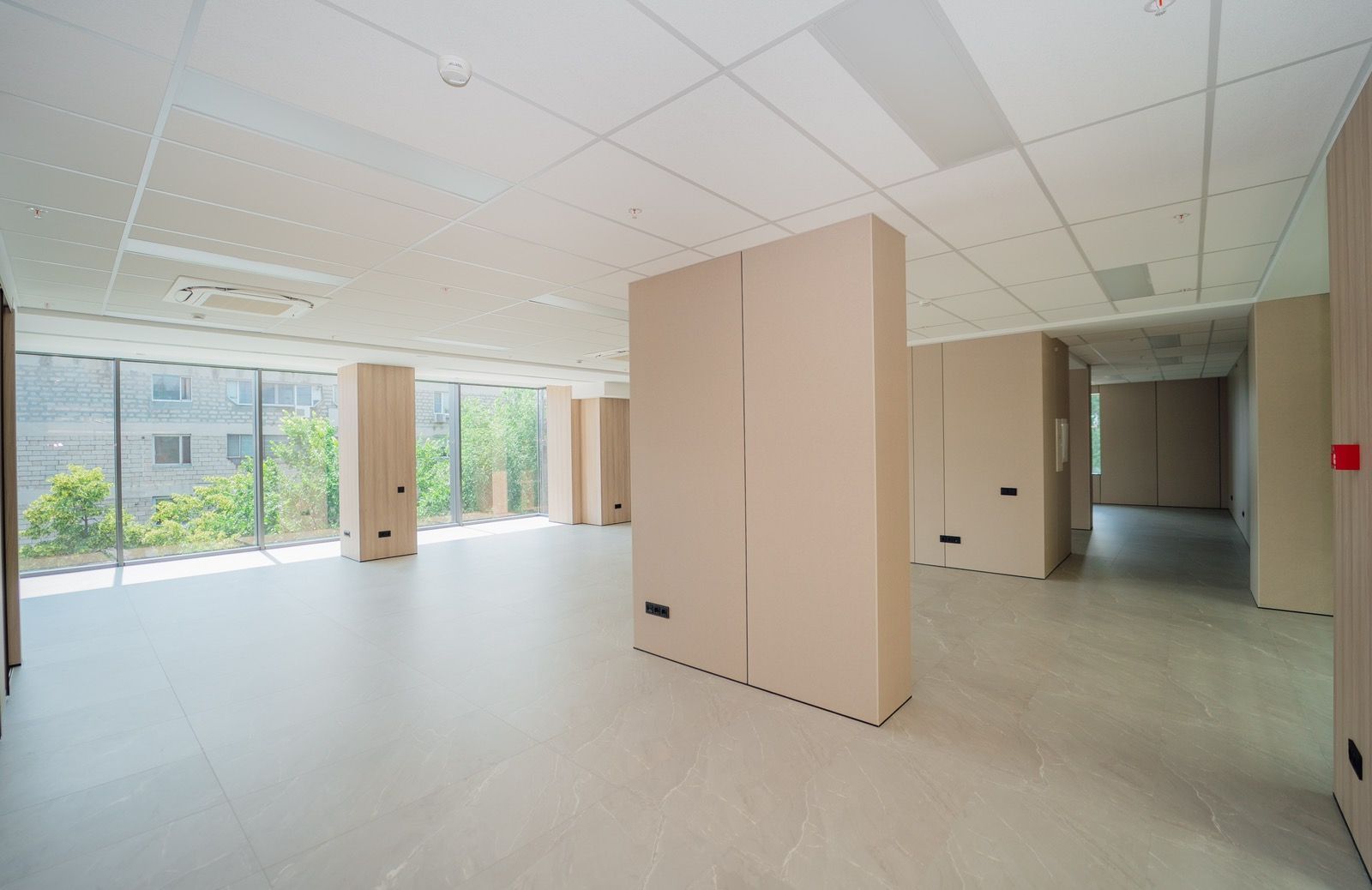Spațiu Comercial de Închiriat – 168,2 m² | Business Center Premium | Chișinău, Centru | Bulevardul Ștefan cel Mare și Sfânt 115/1 - Poză 3