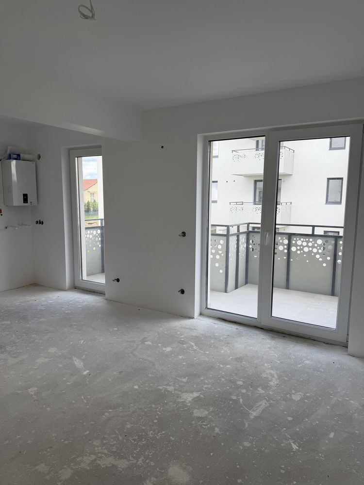 BRASADAS vinde ap 2 cam 56 mp etajul 1 Micro 17 parcare. - Poză 2