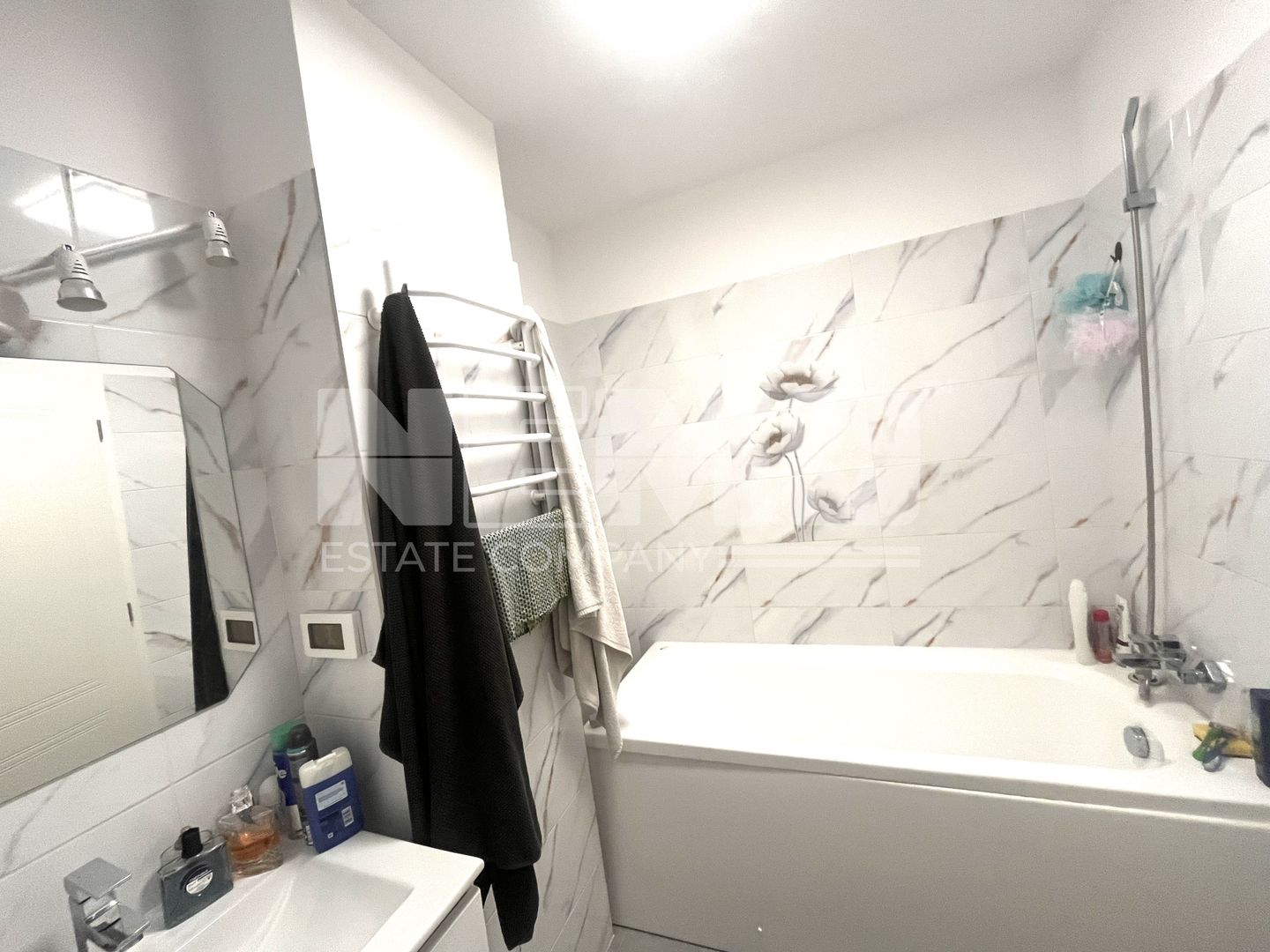 Apartament cu 2 Cam. de Inchiriat I Suceava/Avanera I 400Euro/luna - Poză 9