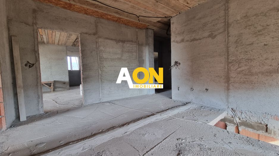 Casa la rosu,2100 mp teren,zona Micesti - Poză 9