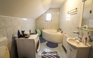 Casa individuala P+M cu teren 534 mp si garaj – Aproape de oras - Poză 12