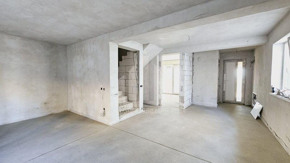 Casa insiruita de vanzare, Cetate - Poză 2