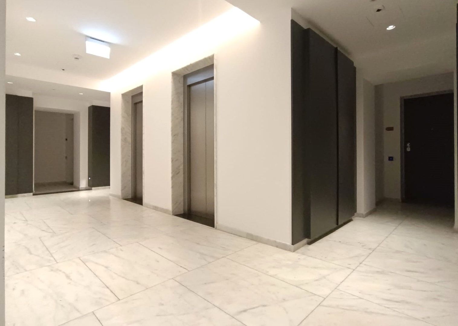 Apartament deosebit cu parcare subterana zona ONE Harastrau Towers - Poză 17