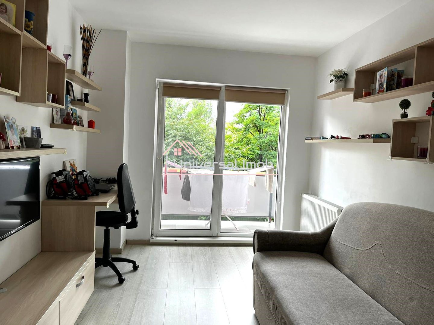 Apartament cu 2 camere decomandate, zona BMW - Poză 2