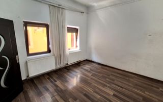 Casa Parter 43,40 mp + bucatarie anexa 13,40 mp - Parcul Carol - Poză 4