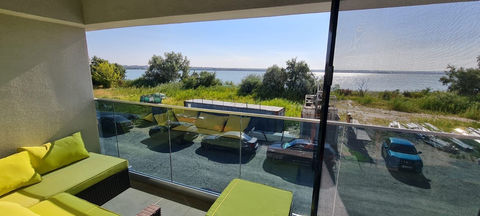 Apartament 2 camere pe termen lung - Vedere La Lac Frontal - Poză 2