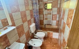 Apartament 90 mp în vilă, 180 mp teren, 2 băi, intrare separată – Zona liniștită - Poză 3