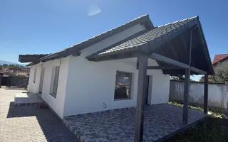Casă pe un singur nivel –  priveliște spre munți – Șura Mică - Poză 11