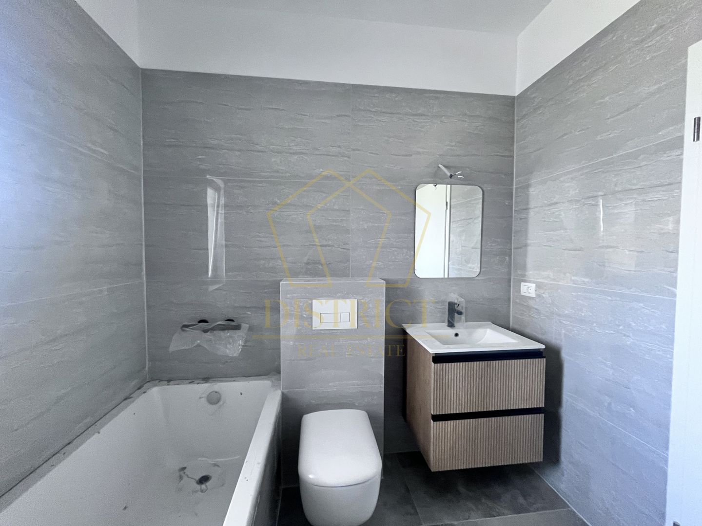 Duplex modern cu 4 camere si dressing I Mosnita Noua - Poză 7