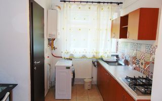 Garsoniera spatioasamobilata modern-Judetean - Poză 4