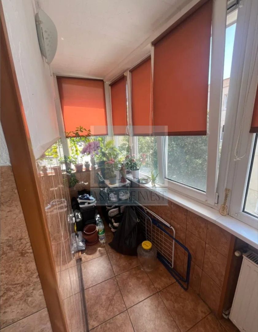 Apartament 3 camere - zona Bartolomeu - Poză 4