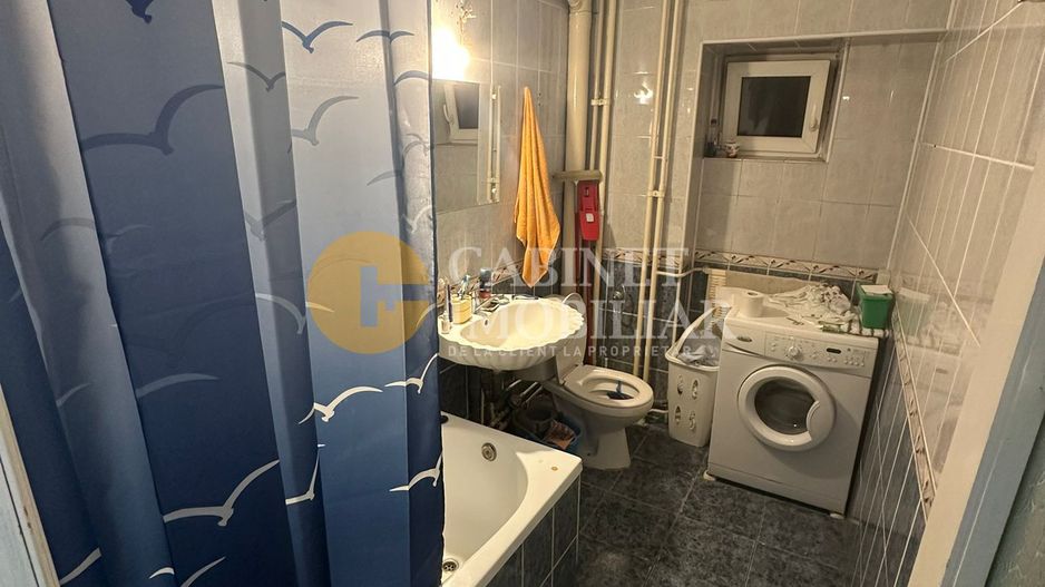 GARĂ - ARCU - 3 CAMERE DECOMANDAT - ETAJ INTERMEDIAR - Poză 7