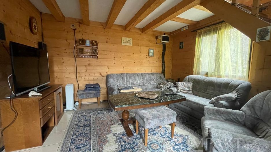 Cabana din lemn cu panorama superba asupra Florestiului - Poză 16