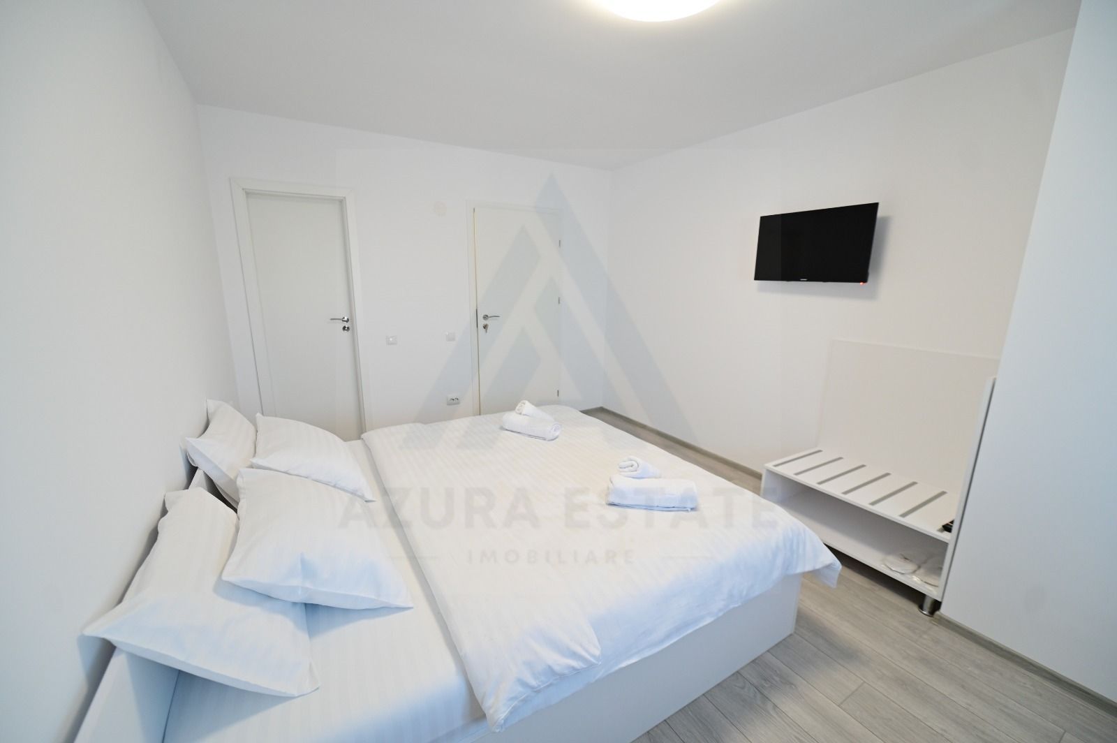 Apartament modern 3 camere 76 mp etaj 4/8 lift zona Doamna Stanca - Poză 8