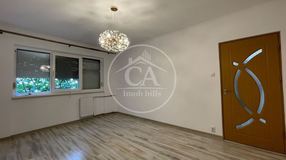 Apartament de vânzare cu 2 camere în zona Velența, Oradea - Poză 2