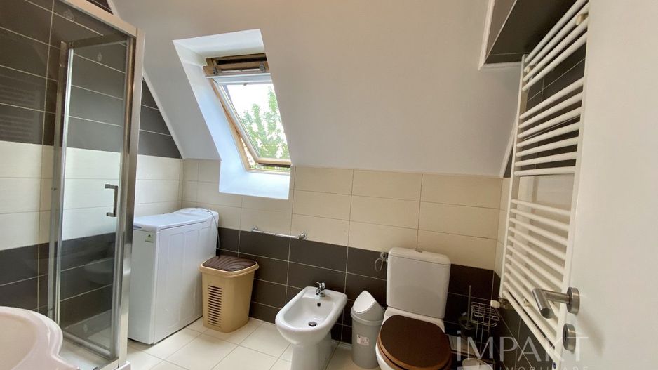 Apartament in vila pe 2 etaje, 175 mp, cartierul Andrei Muresanu/ Parcul Engels - Poză 16