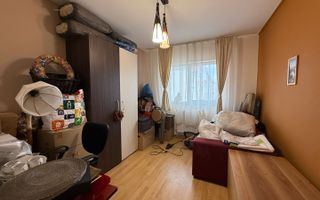 Apartament de 3 camere/ Intre Lacuri - Poză 1