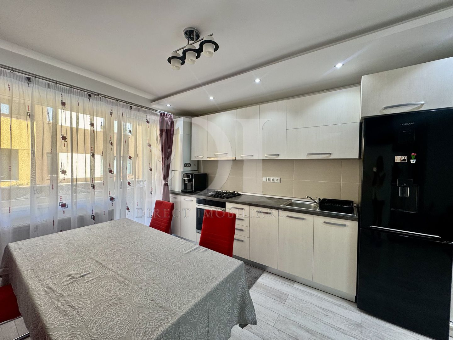 Apartament la cheie | etaj intermediar | Zona Terra - Poză 7