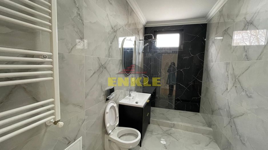 De închiriat: 2 spații comerciale moderne, 80 mp fiecare. - Poză 5