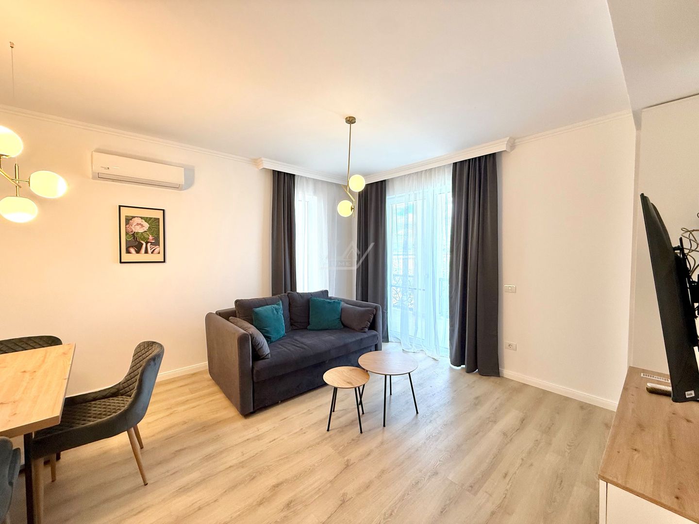 Comision 0! Bloc tip vila cu 6 apartamente si PISCINA. Mobilat si utilat complet - Poză 5