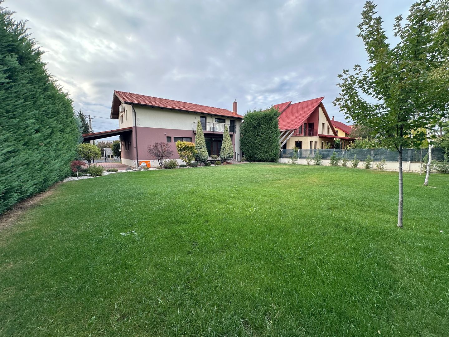 Casă / Vilă cu 4 camere de închiriat în zona Aradului - Poză 16