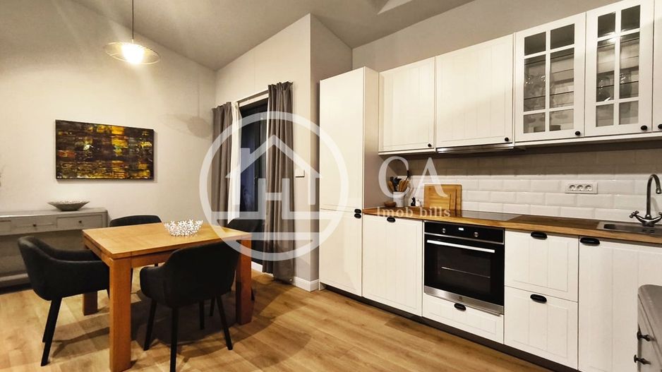 Apartament la casa, de inchiriat cu 3 camere Ultracentral, Oradea - Poză 1