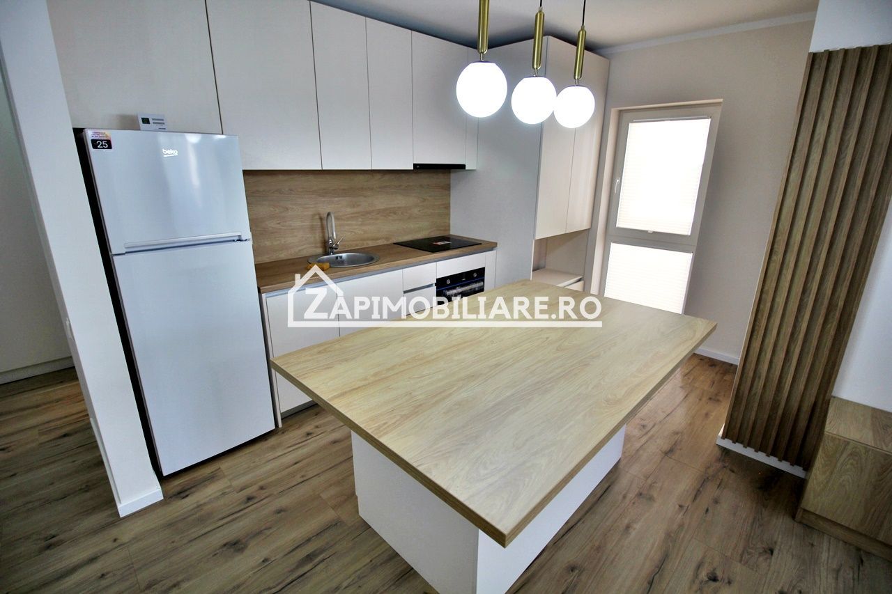 Apartament 3 camere,90mp,2 bai,1 pivnită,2 balcoane,bloc nou - Poză 2