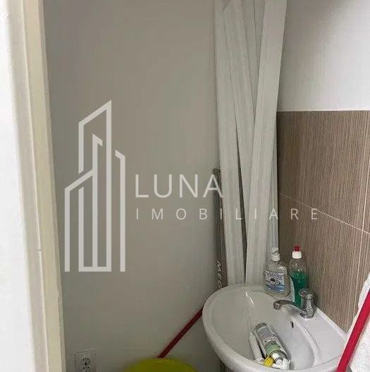 Spațiu comercial de închiriat – Tudor, vad excelent - Poză 3
