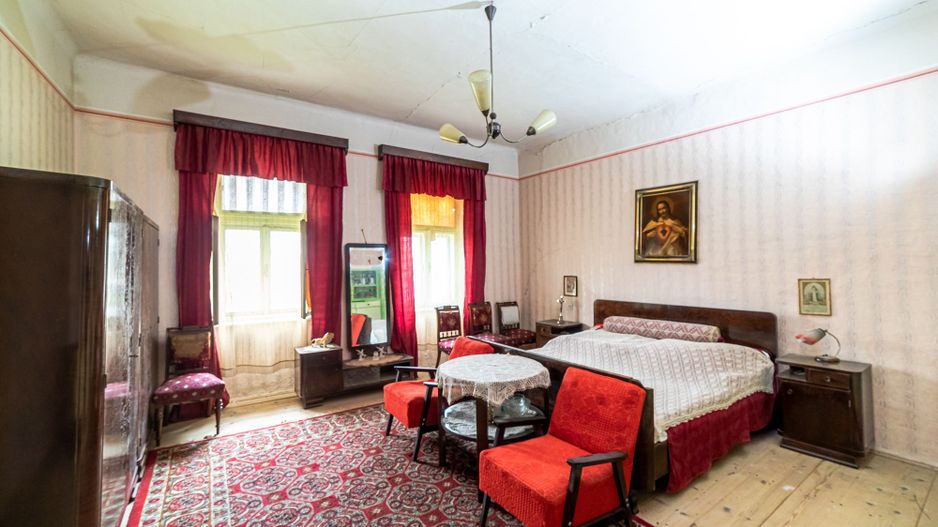 Casă în zona centrală Pâncota - Poză 6