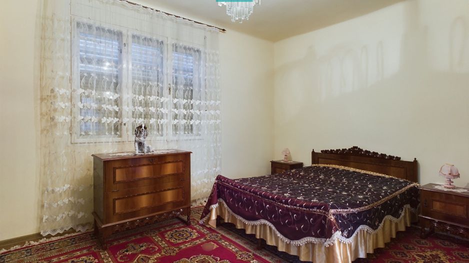 Casă pitorească în județul Arad - Poză 5