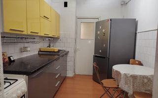 Inchiriez apartament 2 camere - Poză 1