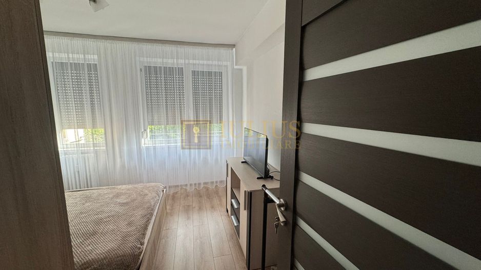 2 camere| cladire istorica| vis a vis de Catedrala| camere spatioase| - Poză 7