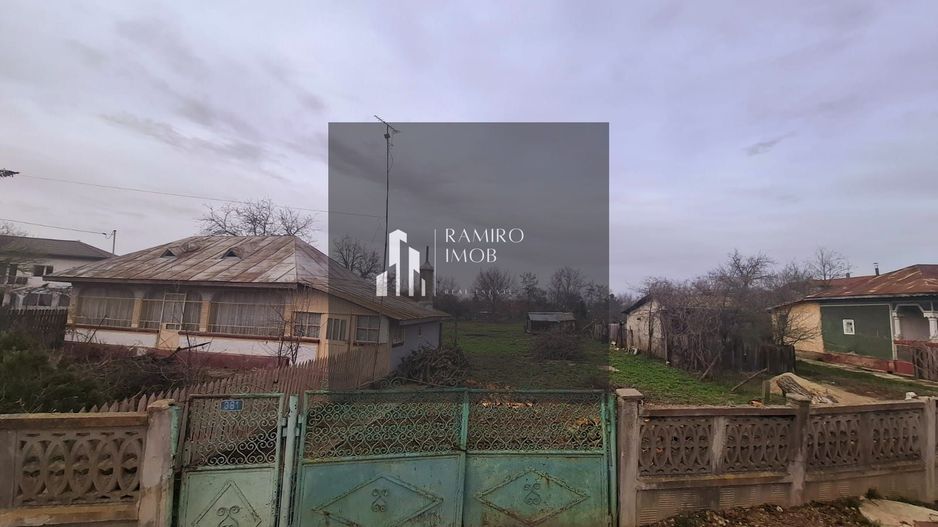 Crevedia - Darza , teren si casa batraneasca - Poză 1