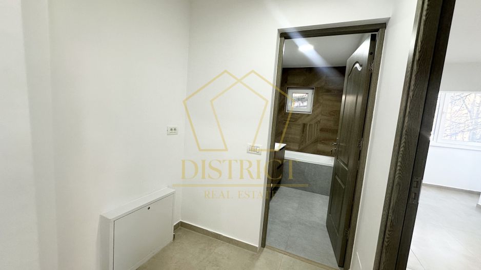 Apartament cu 4 camere decomandat | Etaj 1 | Complexul Studentesc - Poză 11