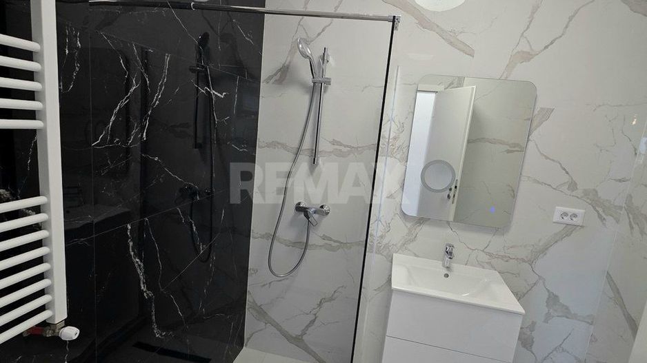 Apartament cu 2 camere în București, România - Poză 9