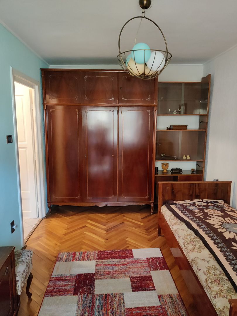 APARTAMENT DECOMANDAT  3 CAMERE CALEA ARADULUI - Poză 13