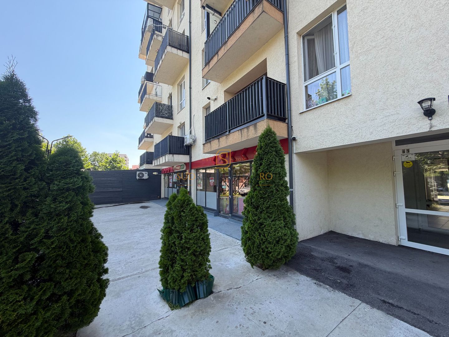 Confort și Eleganță: Apartament 3 Camere în Inima Sectorului 4 - Poză 25